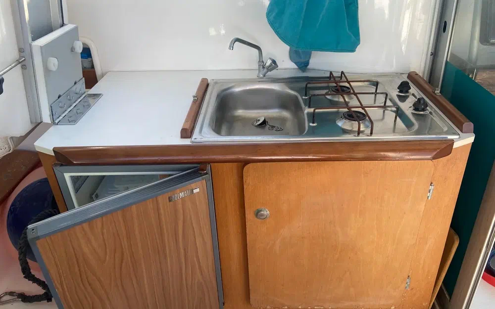 slider 6 Jeanneau Merry Fisher 750