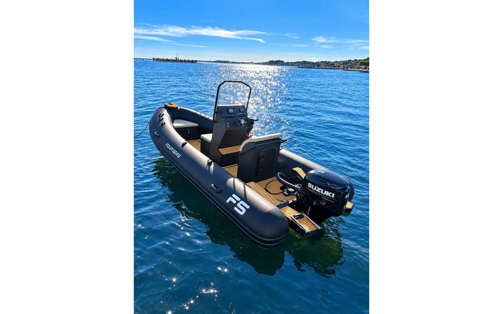 slider 1 Four Seas F 5