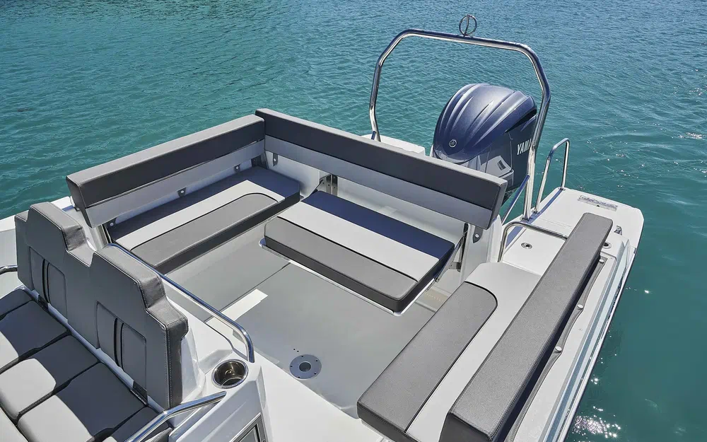 slider 2 Jeanneau Cap Camarat 7.5 CC Serie 3