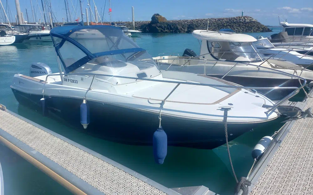 slider 1 Jeanneau Cap Camarat 7.5 WA
