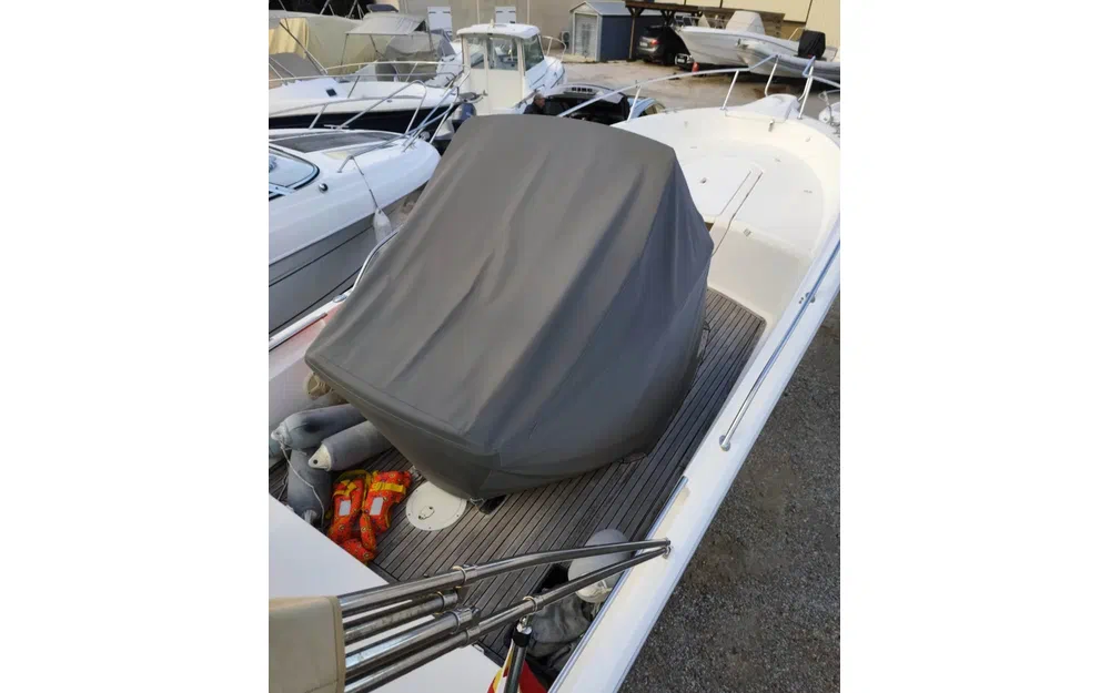 slider 3 Kelt White Shark 246