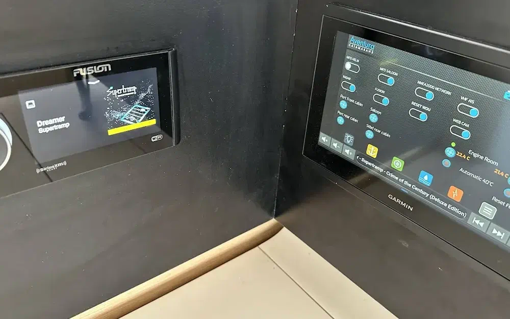 slider 20 Aventura Yacht Aventura 37