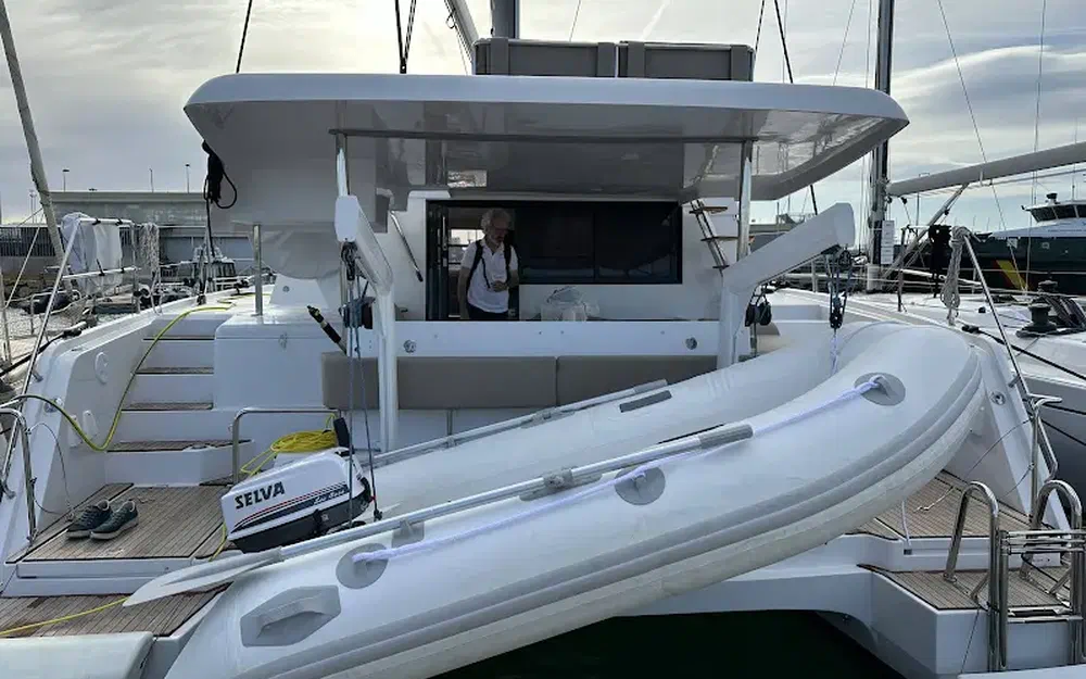 slider 2 Aventura Yacht Aventura 37