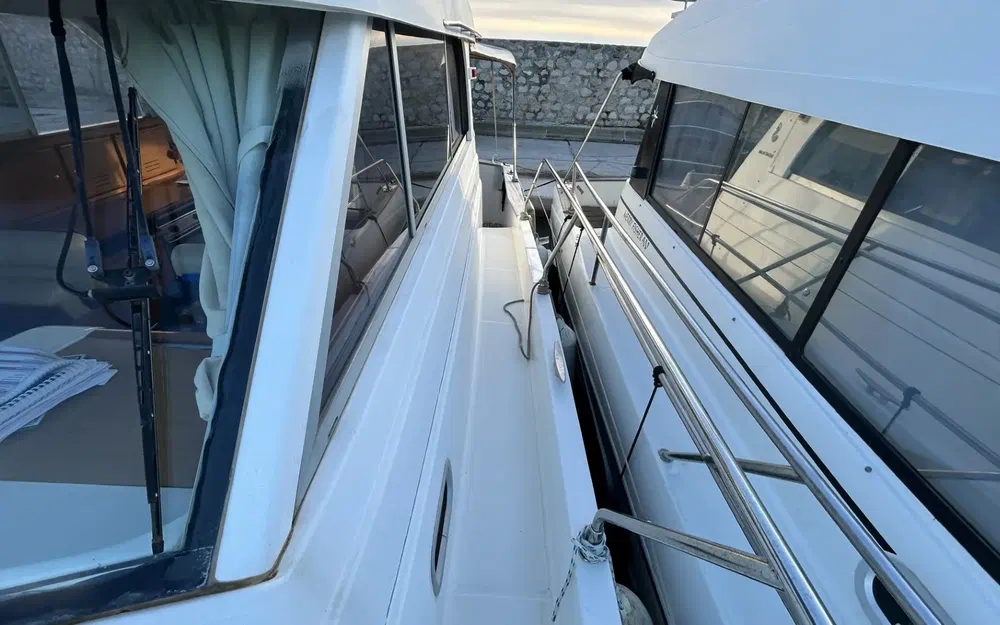 slider 26 Beneteau Antares 10.80