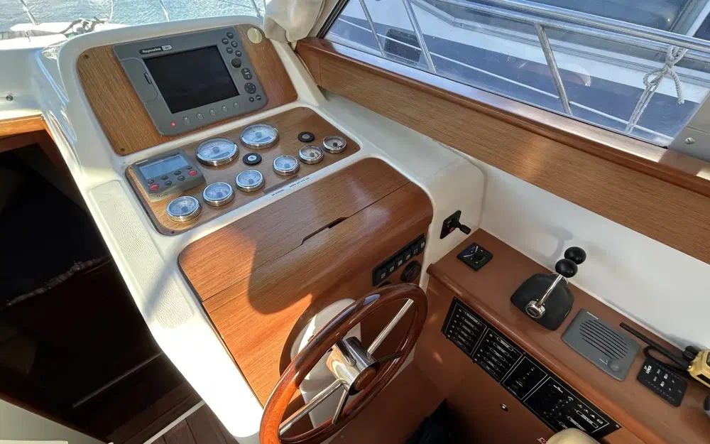 slider 3 Beneteau Antares 10.80