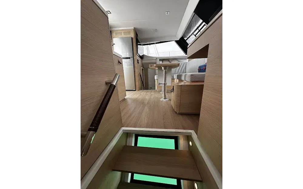 slider 17 Aventura Yacht Aventura 37