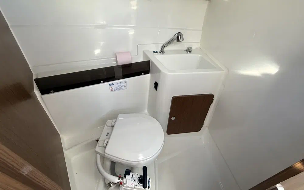 slider 20 Beneteau Antares 8 OB