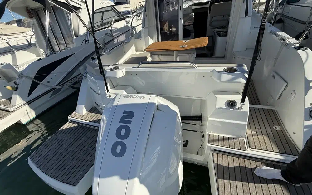 slider 8 Beneteau Antares 8 OB
