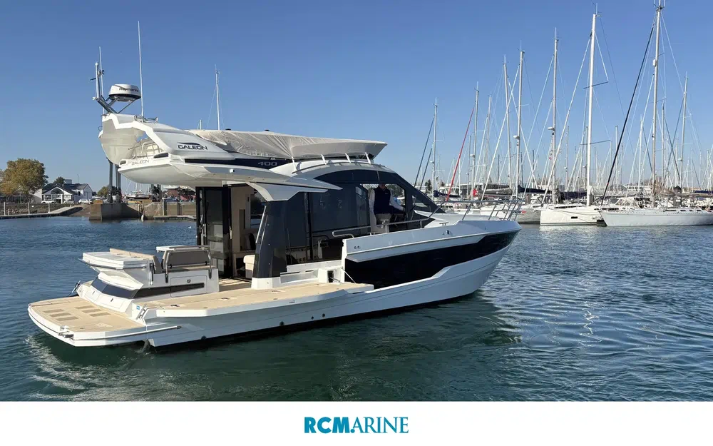 slider 2 Galeon 400 Fly