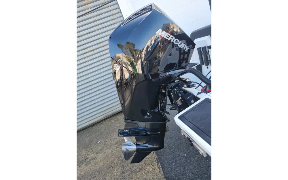 slider 6 Iron Boats 647