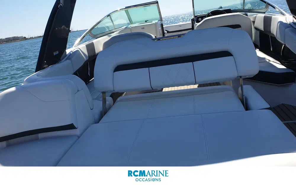 slider 16 Regal 26 Express