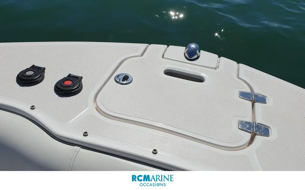 slider 3 Regal 26 Express