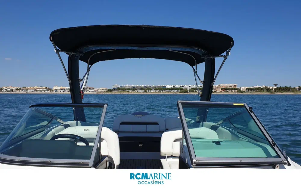 slider 5 Regal 26 Express