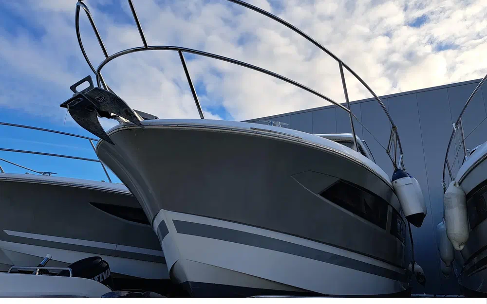 slider 0 Jeanneau NC 9