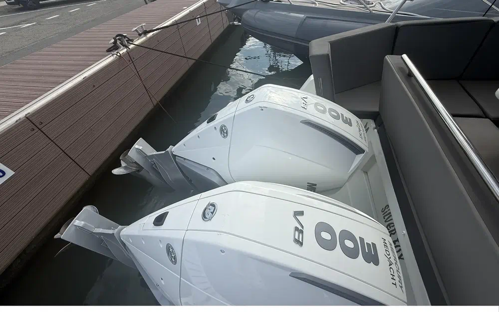 slider 5 Beneteau Antares 11