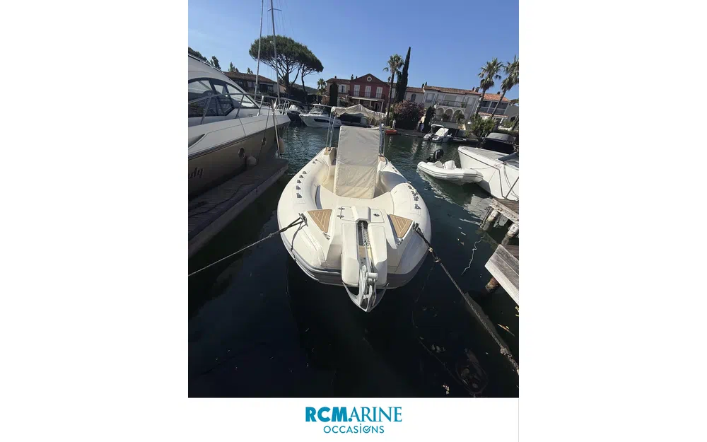 slider 2 Capelli Tempest 775