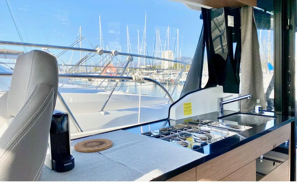 slider 7 Jeanneau Merry Fisher 1095