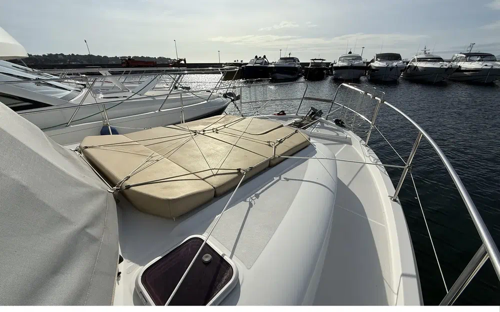 slider 23 Beneteau Swift Trawler 34 Fly