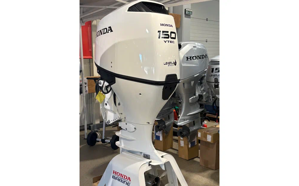 slider 0 Moteur 150 cv promo