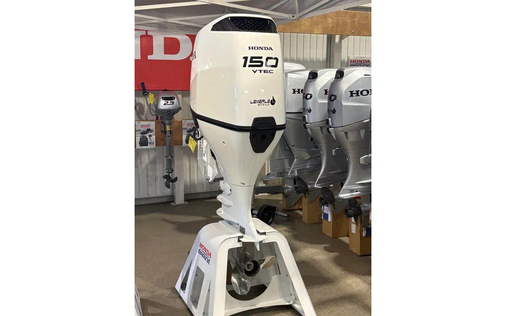 slider 1 Moteur 150 cv promo