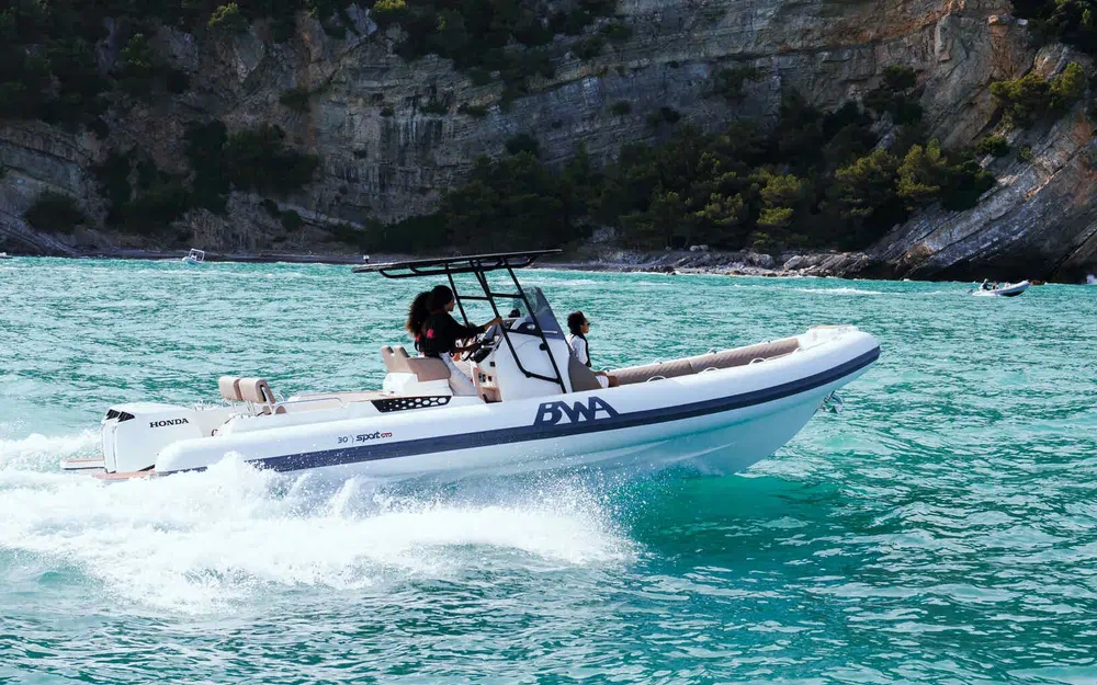 slider 6 Moteur 150 cv promo