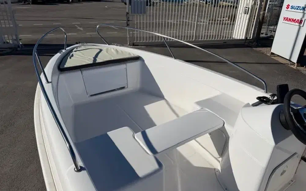 slider 5 B2 Marine Cap Ferret 452 Fish