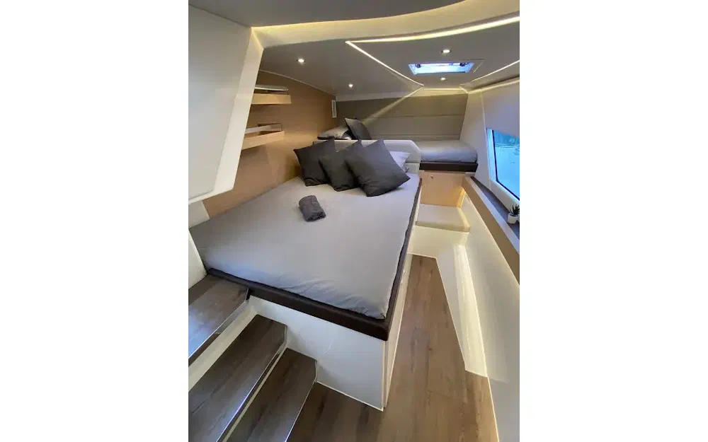 slider 9 Moomba Makai