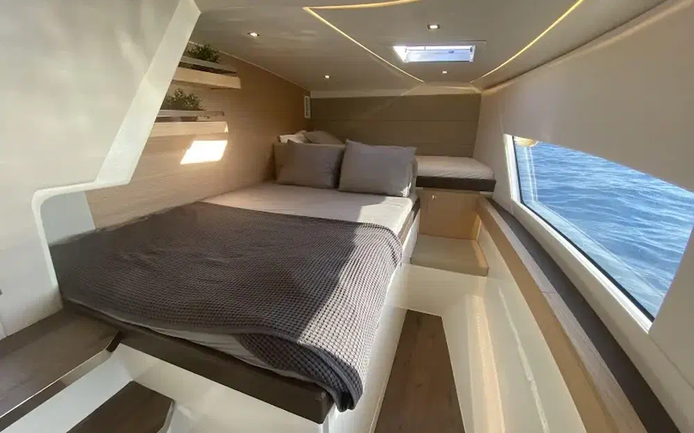 slider 13 Moomba Makai