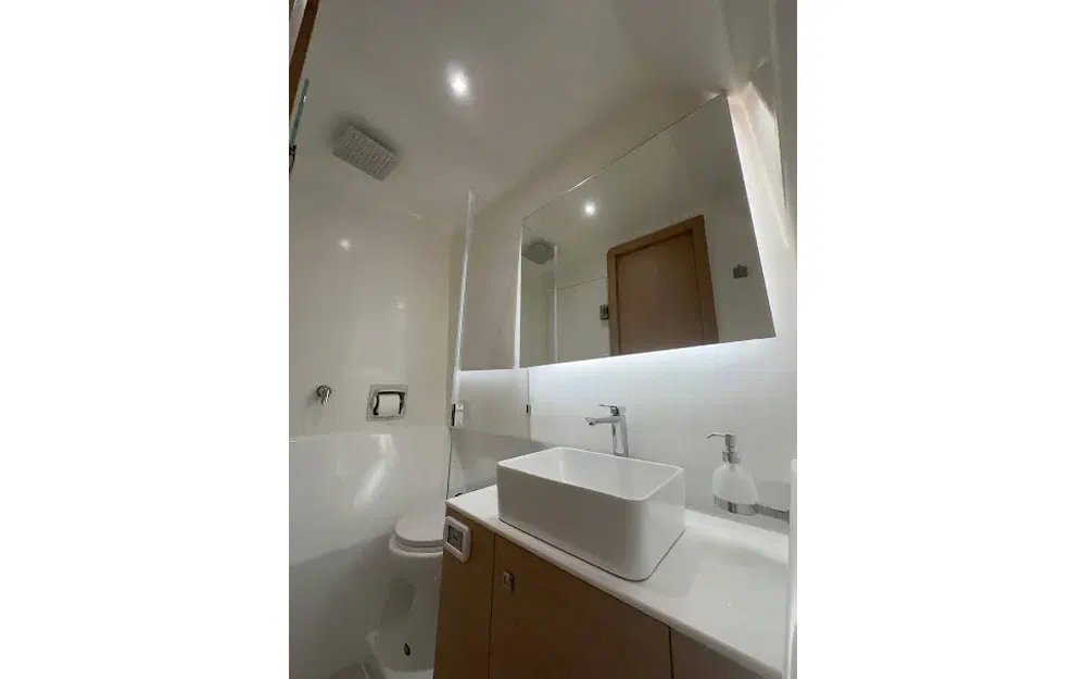 slider 17 Moomba Makai