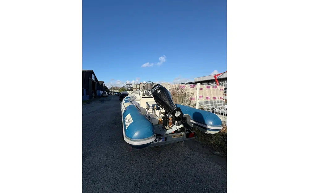 slider 2 Valiant V 520