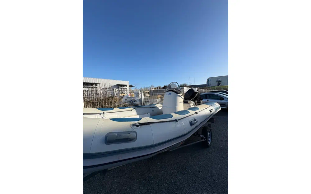 slider 6 Valiant V 520