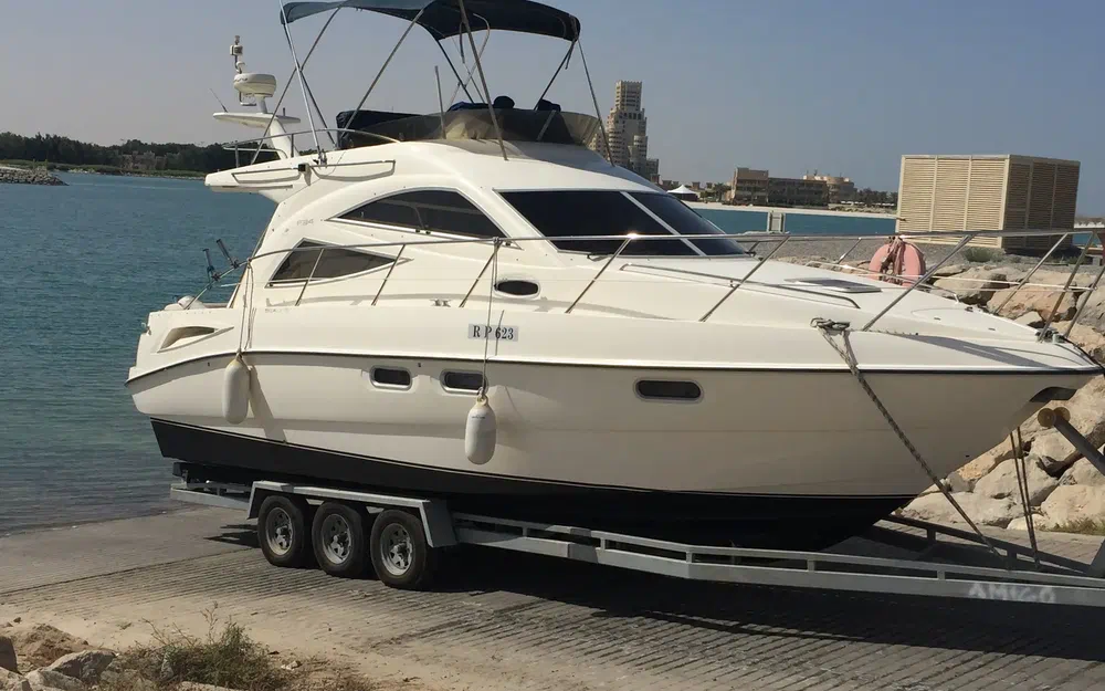 slider 1 Sealine F 34