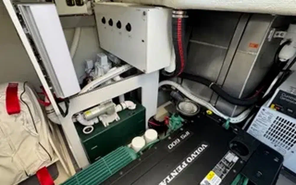 slider 47 Beneteau Monte Carlo 5 S