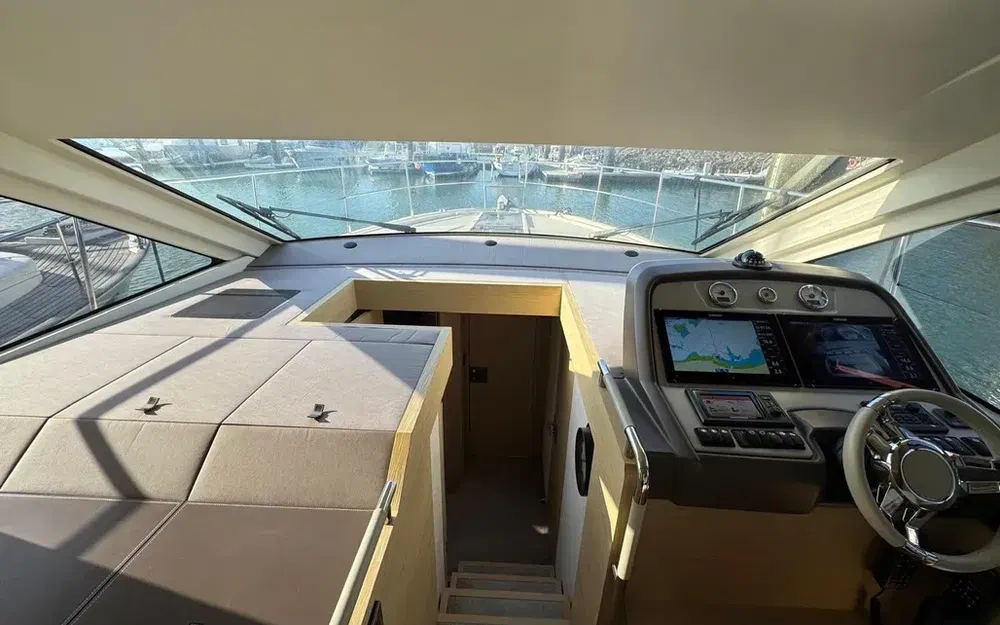 slider 14 Beneteau Monte Carlo 5 S