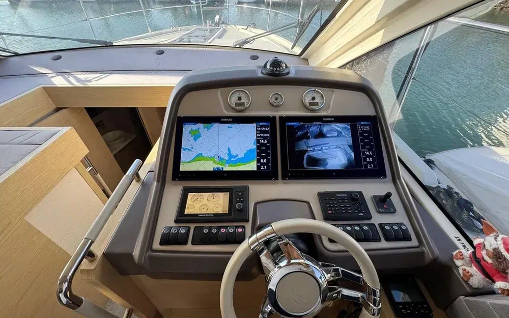 slider 13 Beneteau Monte Carlo 5 S