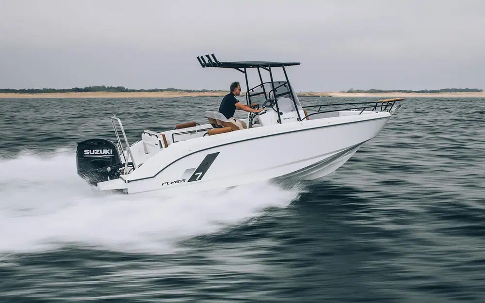 slider 3 Beneteau Flyer 7 SPACEdeck