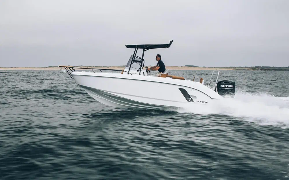 slider 4 Beneteau Flyer 7 SPACEdeck