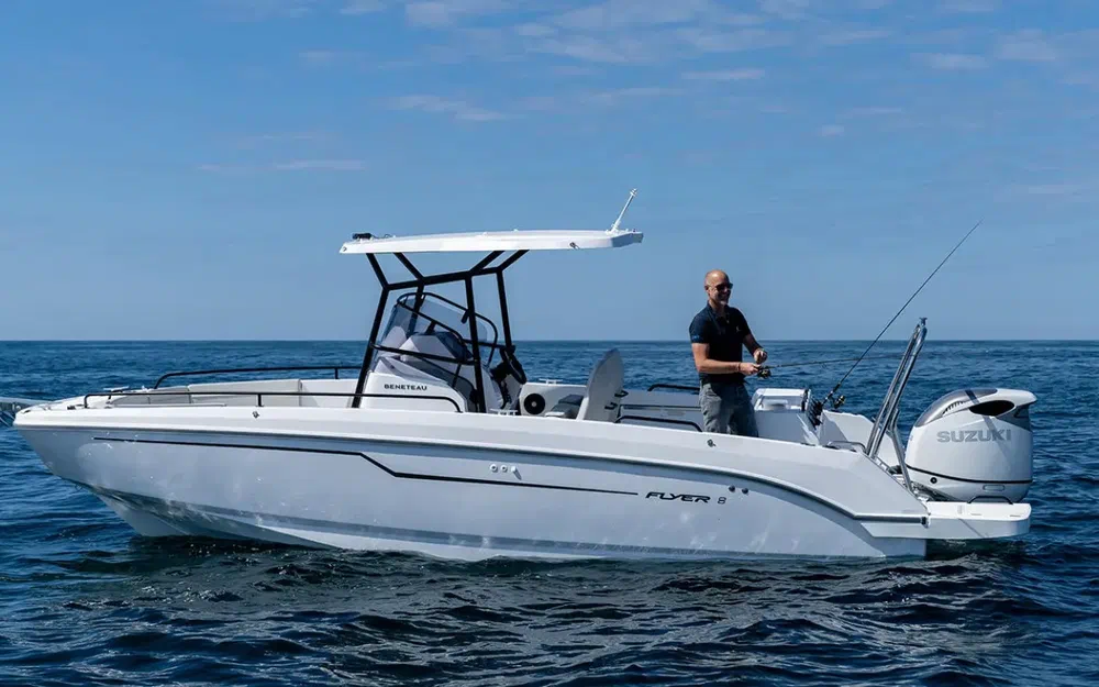 slider 1 Beneteau Flyer 8 SPACEdeck