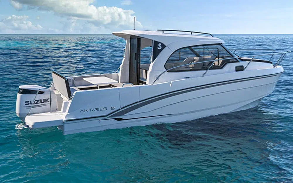 slider 3 Beneteau Antares 8