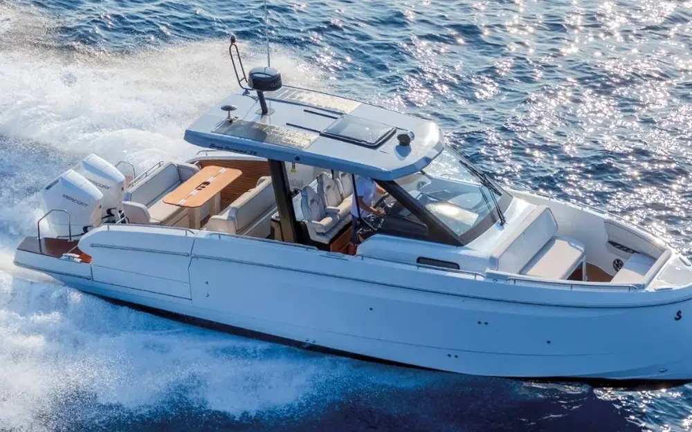 slider 0 Beneteau Gran Turismo 35