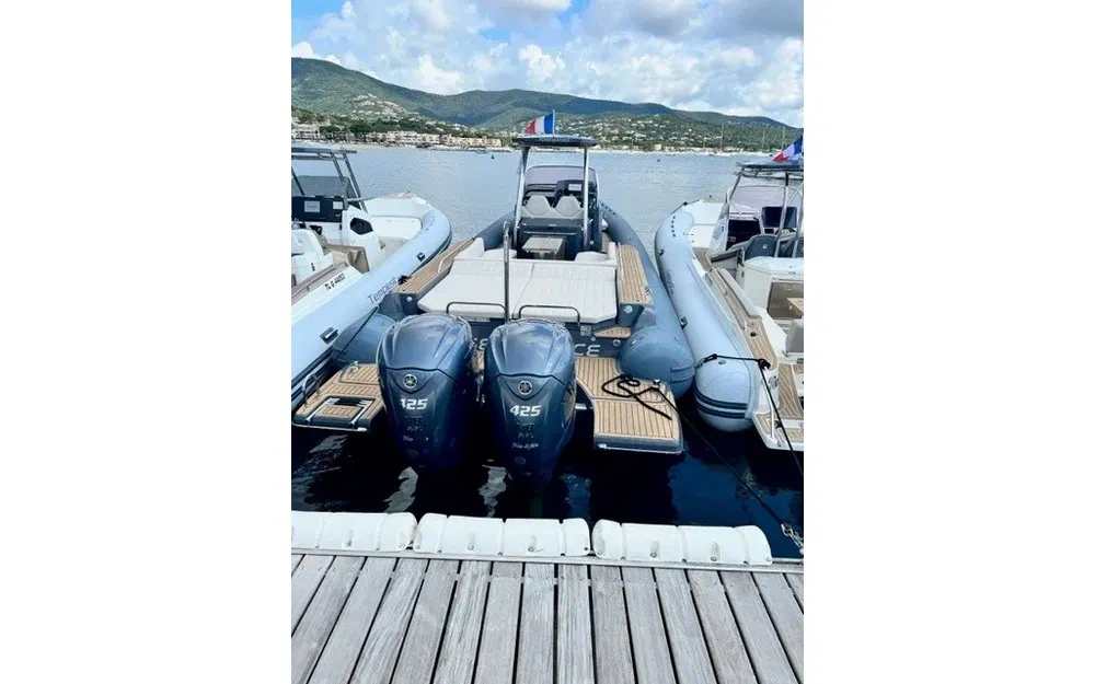 slider 1 Capelli Tempest 40