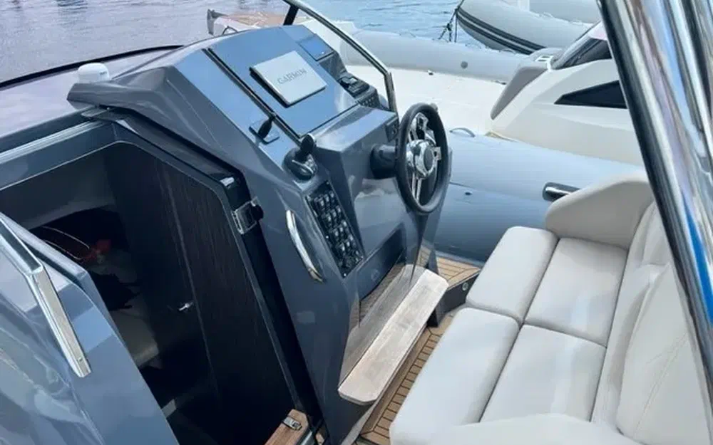 slider 7 Capelli Tempest 40