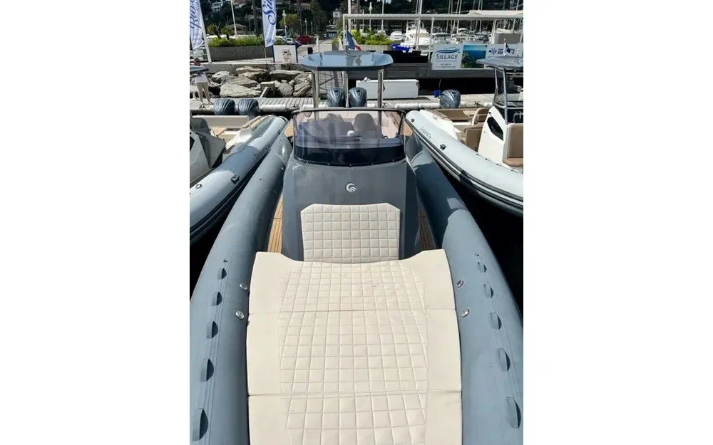 slider 9 Capelli Tempest 40