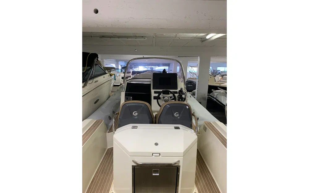 slider 6 Capelli tempest 1000 open