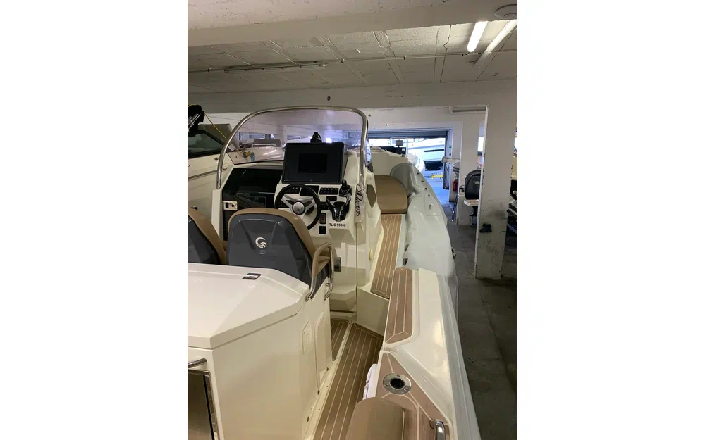 slider 7 Capelli tempest 1000 open