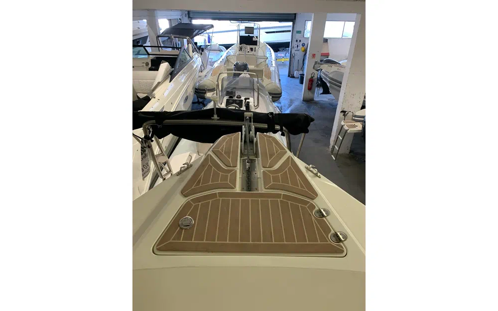 slider 11 Capelli tempest 1000 open