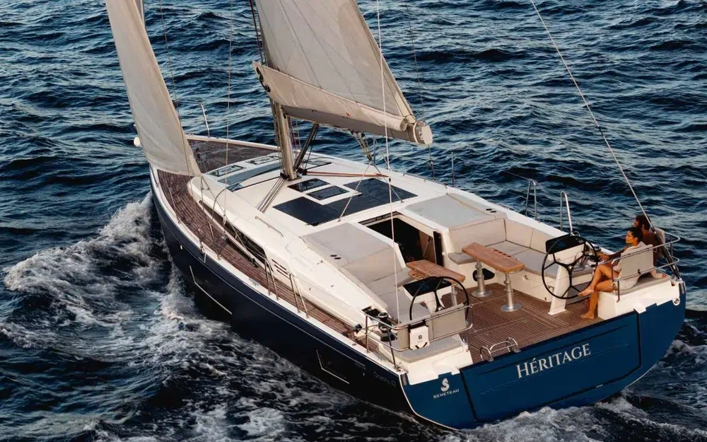 slider 2 Beneteau Oceanis 47