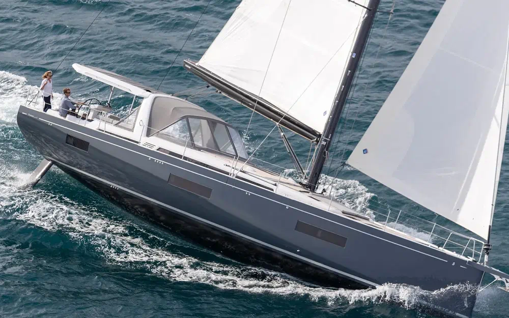 slider 1 Beneteau Oceanis Yacht 60