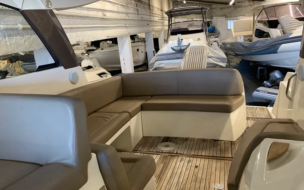 slider 9 Jeanneau Leader 9