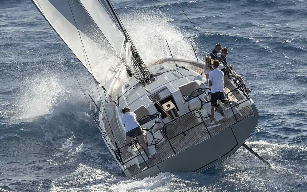 slider 2 Beneteau First 44